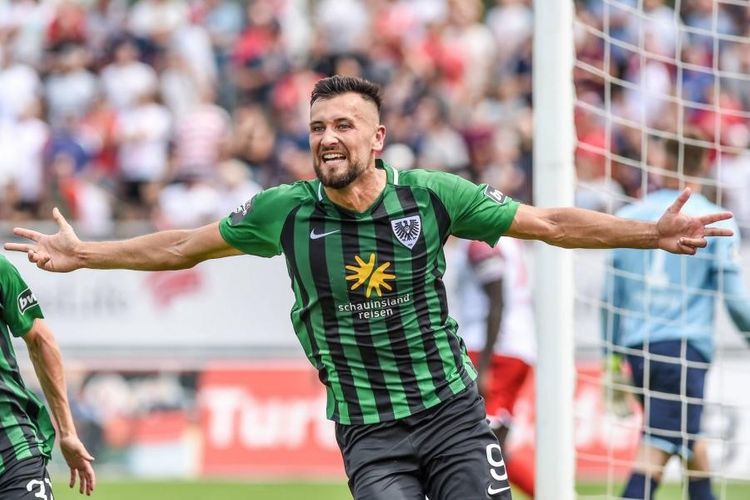 Rüfət Dadaşovdan növbəti qol - Almaniya çempionatında 