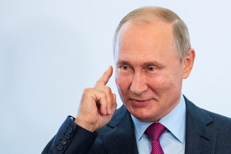 "Bu qərar idmanla əlaqəsi olmayan siyasi xarakter daşıyır" - Vladimir Putin