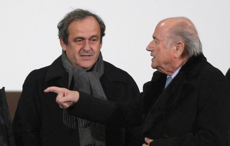 FİFA-dan Blatter və Platiniyə qarşı 2 milyonluq iddia