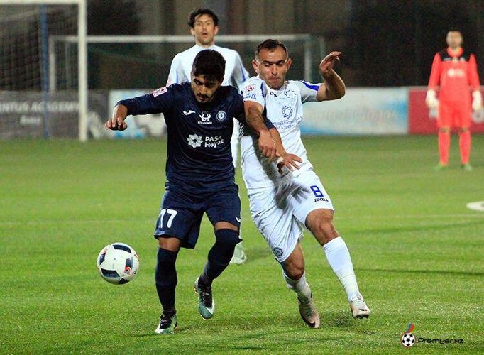 “Keşlə” “Sumqayıt”a lazım olmayan futbolçuya elçi düşdü