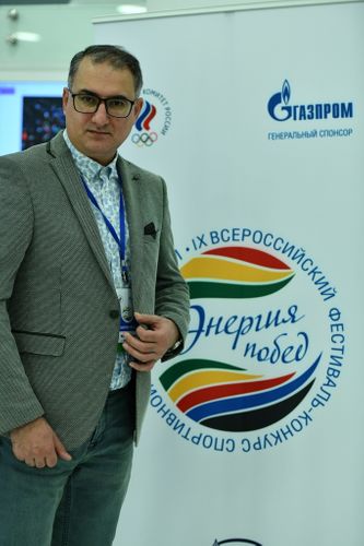 Azərbaycanlı jurnalist Moskvada beynəlxalq müsabiqənin gümüş mükafatçısı oldu