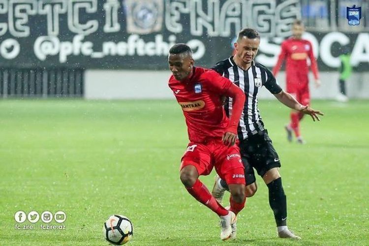 “Zirə”nin futbolçusunu dilənçilər qarət etdi