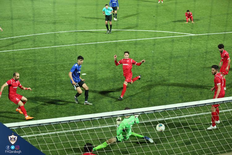 “Sumqayıt” “Qarabağ”ın yarımmüdafiəçisini istəyir
