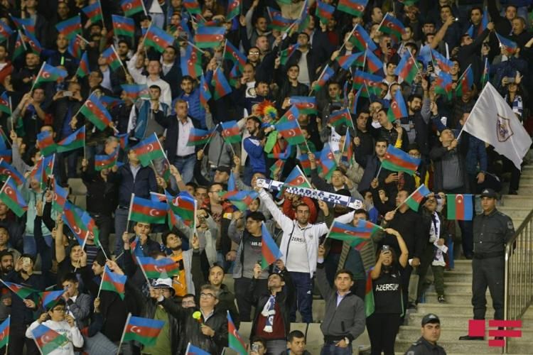 “Qarabağ” – APOEL oyununda bayraq aksiyası - FOTOSESSİYA