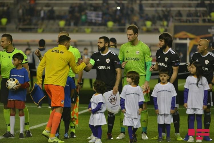 “Qarabağ” – APOEL oyununda bayraq aksiyası - FOTOSESSİYA