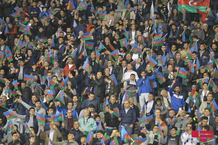 “Qarabağ” – APOEL oyununda bayraq aksiyası - FOTOSESSİYA