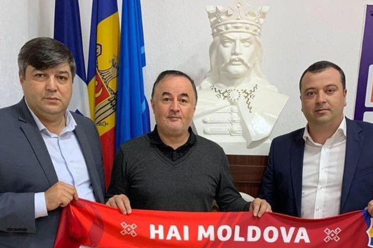 Moldova yığması türkiyəli mütəxəssisə tapşırıldı