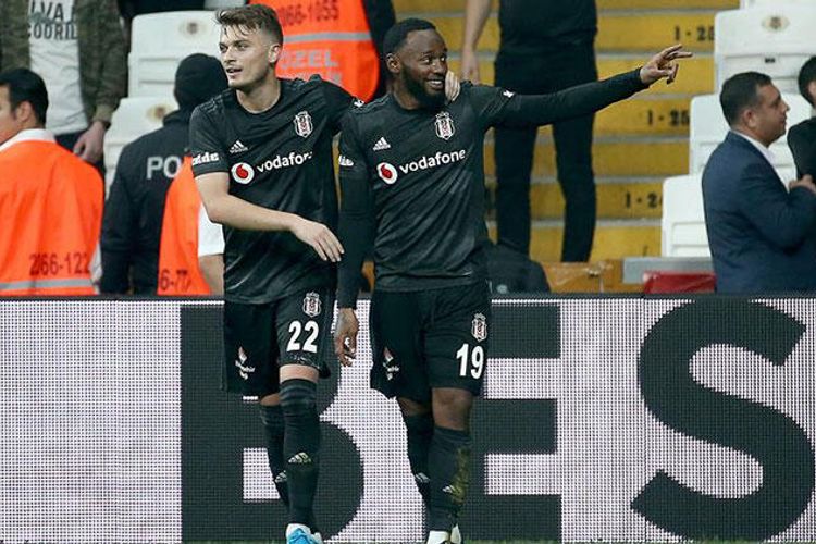 "Beşiktaş"la "Trabzonspor" qələbə qazandı