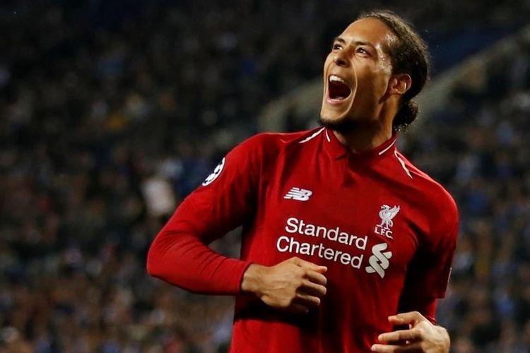 Vircil Van Deyk ilin futbolçusu seçildi