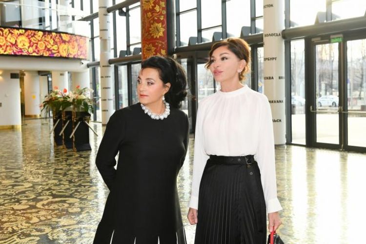 Birinci vitse-prezident Mehriban Əliyeva “Lujniki” Olimpiya Kompleksində Gimnastika Mərkəzi ilə tanış olub