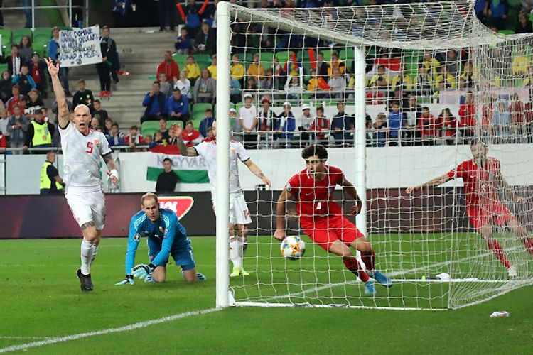 “Qol təmiz vurulsa da, bizim problem deyil” - İştvan Kovaç