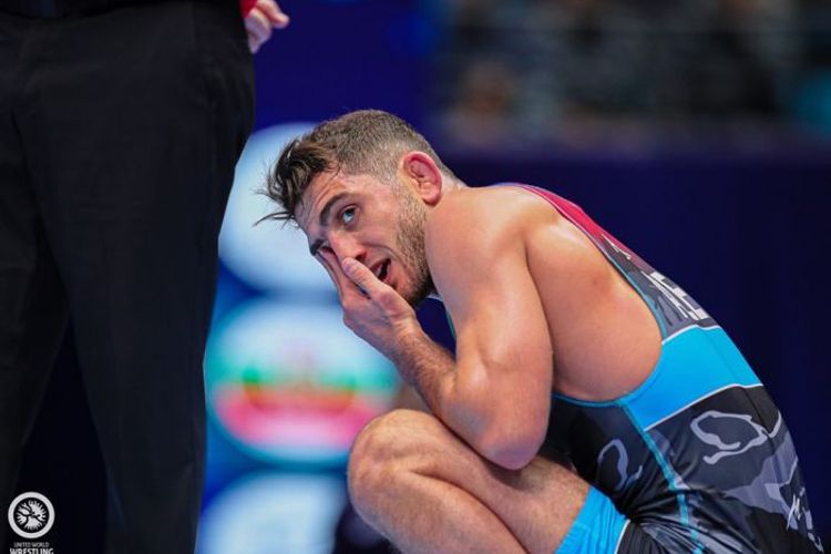 Hacı Əliyev medalsız və lisenziyasız qaldı