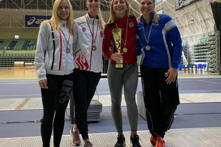 Azərbaycan qılıncoynadanı beynəlxalq turnirdə ikinci olub