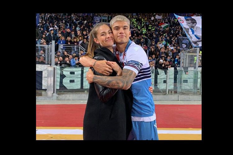 Ronaldodan sonra yeni futbolçu sevgili - FOTOSESSİYA