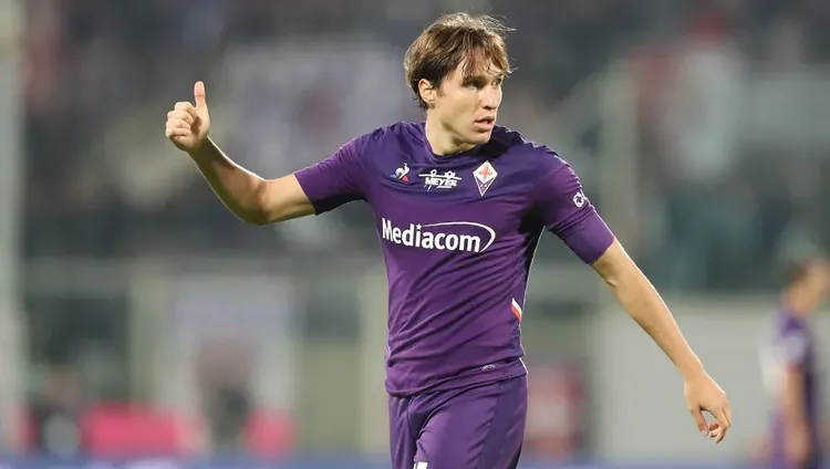 Kyeza “Yuventus”a “hə” dedi, “Fiorentina” qiymət “oxuyur”