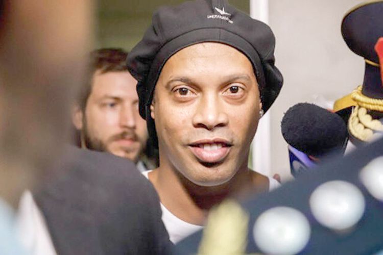 Ev dustağı Ronaldinyodan xüsusi istək