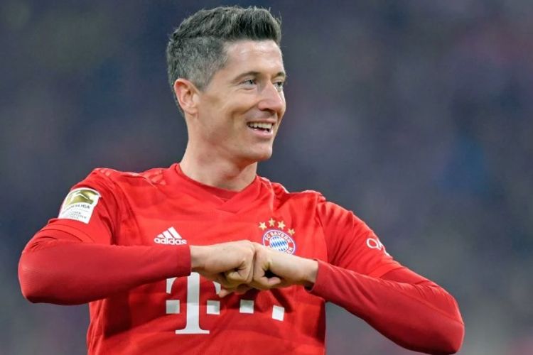 Futbol tarixinin ən yaxşı azad agent keçidi
