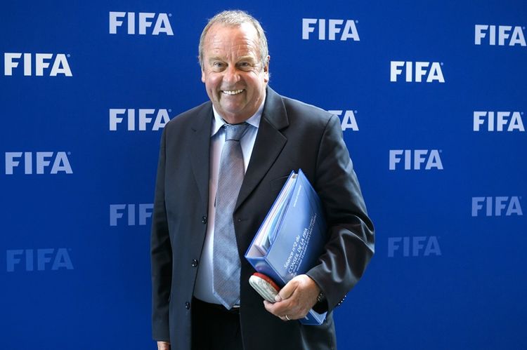 FİFA Səhiyyə Komitəsinin sədrindən çağırış - avqustun sonunadək futbol oynamayın