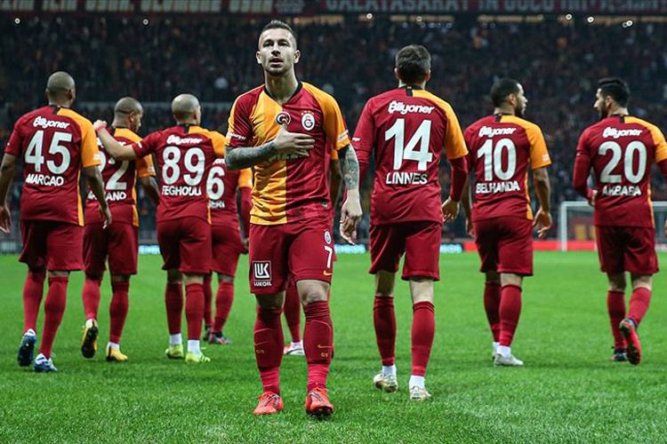 2 futbolçusu koronavirusa yoluxdu – “Qalatasaray”ın