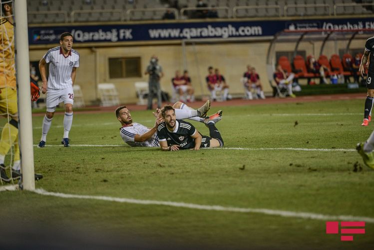 "Qarabağ" 4 qolla başladı - FOTOSESSİYA