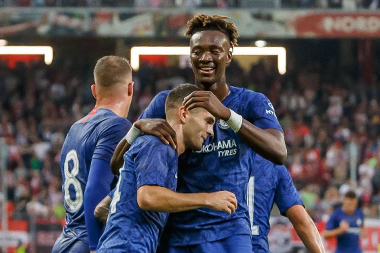 4 futbolçusu koronavirusa yoluxdu - “Çelsi”nin