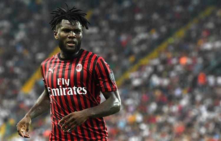 Afrikalı yarımmüdafiəçi ilə yeni müqavilə - “Milan”da
