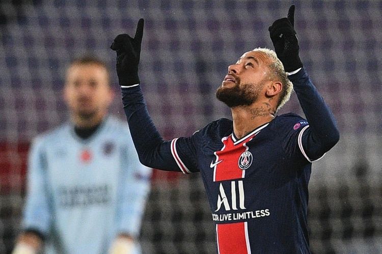 Neymar ən yaxşı seçildi - Çempionlar Liqasında
