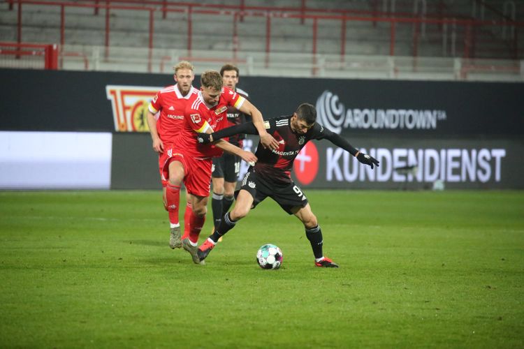 “Borussiya” darmadağın oldu – “Bavariya” büdrədi