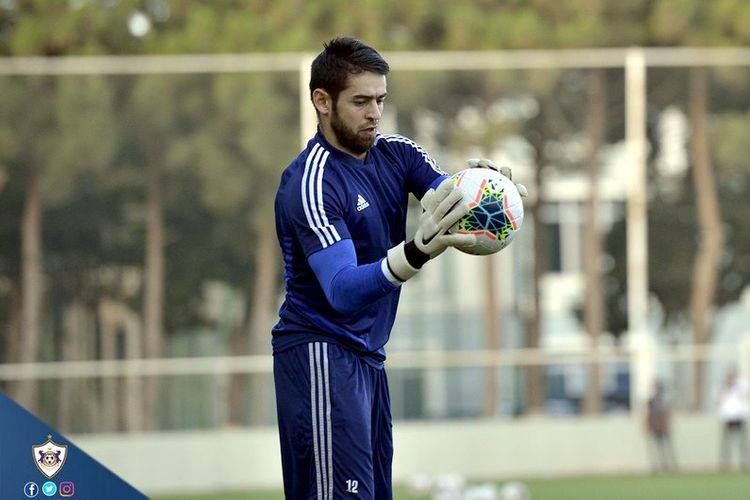 “Temperaturum oldu, bədənim çox pis ağrıyırdı” – koronavirusa yoluxan qapıçı