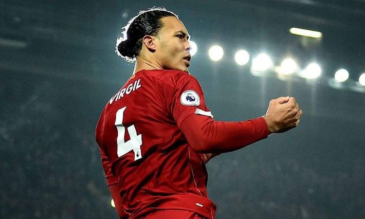 “Liverpul”dan yeni müqavilə təklifi – van Deykə