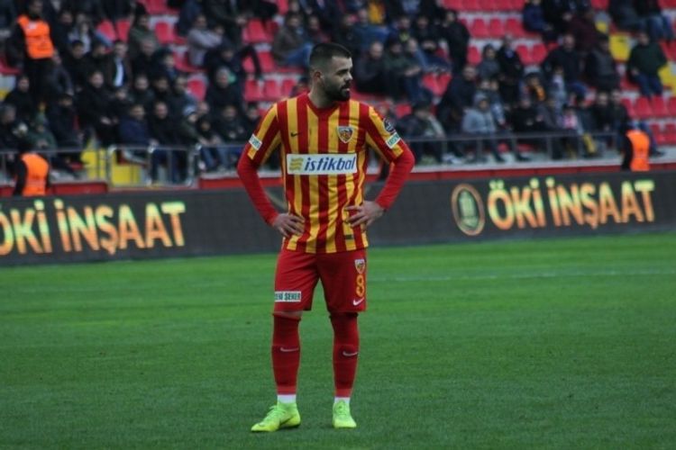 Klubundan qovuldu – AFFA-dan dəvət alan futbolçu