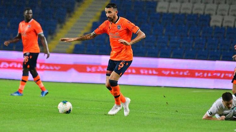 2 milyondan çox pulu oğurlandı – türkiyəli futbolçunun
