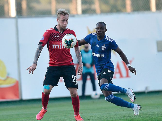 “Qarabağ” və “Zirə” büdrədi – “Neftçi” liderliyə yüksəldi