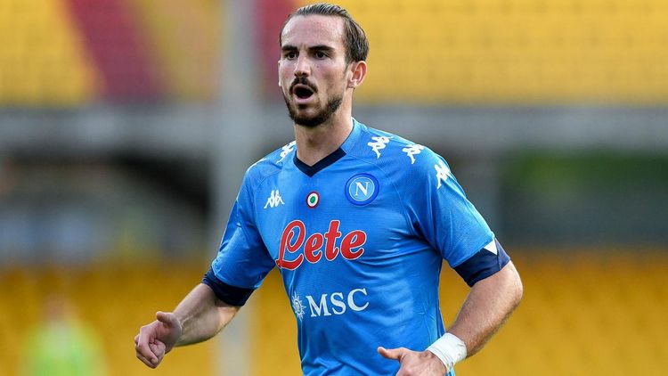 “Napoli” yarımmüdafiəçisini satmağa qərar verdi – 50 milyona