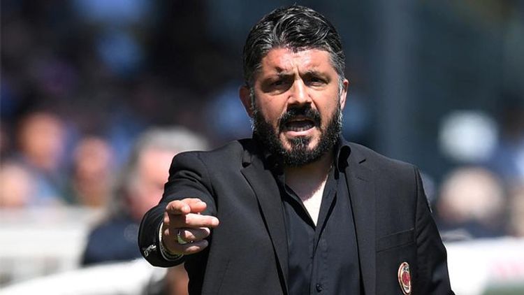 Qattuzo ilə danışığı dondurdu – “Napoli”