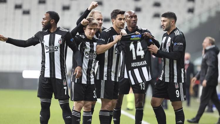 “Beşiktaş”dan növbəti qələbə - liderə yaxınlaşdı
