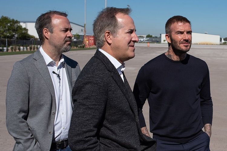 Bekhemin komandası ulduz transferlərinə hazırlaşır