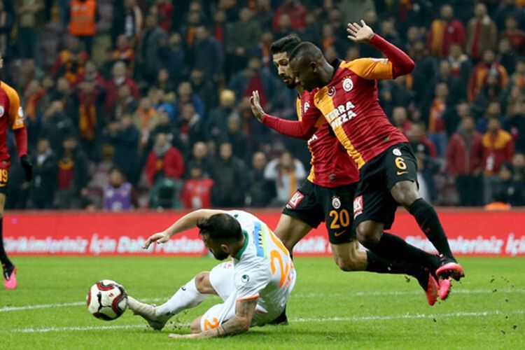 Türkiyə kubokunda mübarizəni dayandırdı - "Qalatasaray"