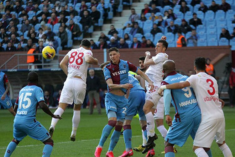 Yeni lider - Superliqada