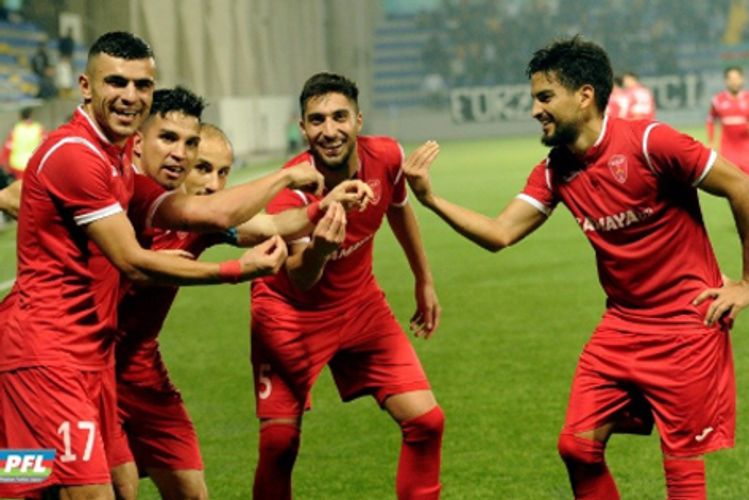 Paraqvaylı futbolçu milliləşdirilməyə münasibət bildirdi
