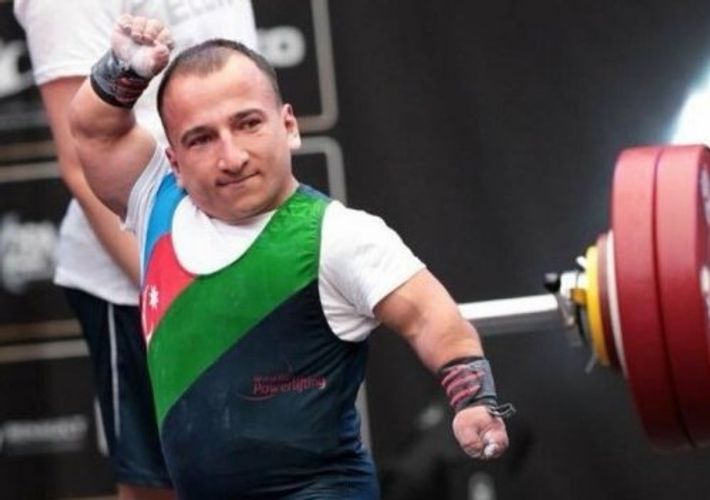 Mançesterdə Dünya Kubokunun qalibi oldu - Pərvin Məmmədov 