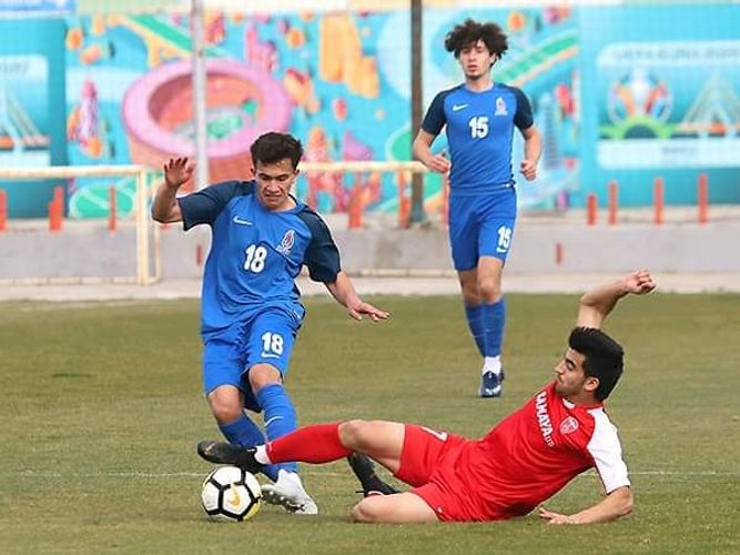 Milli komanda “Neftçi” ilə bacarmadı