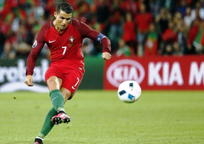İFFHS bombardirləri açıqladı: Levandovski, Ronaldo, Hamdallah