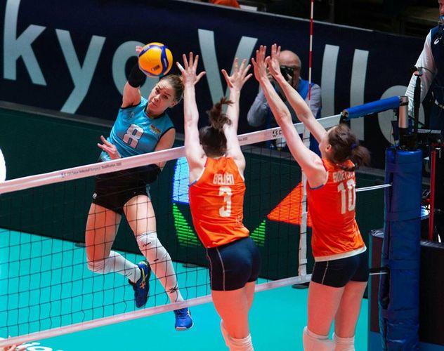 Səmədova, Səmədova, Səmədova...