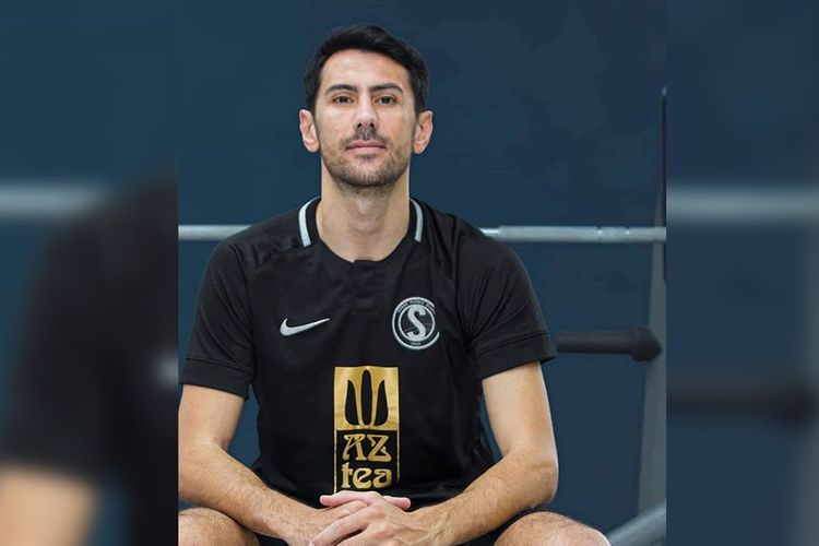 Rauf Əliyev: “Nə baş verdi, kim nə etdisə, sonradan oynamaq şansım olmadı”