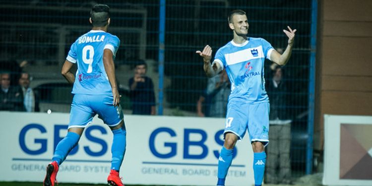 “Zirə” iki futbolçu ilə heyətini gücləndirdi