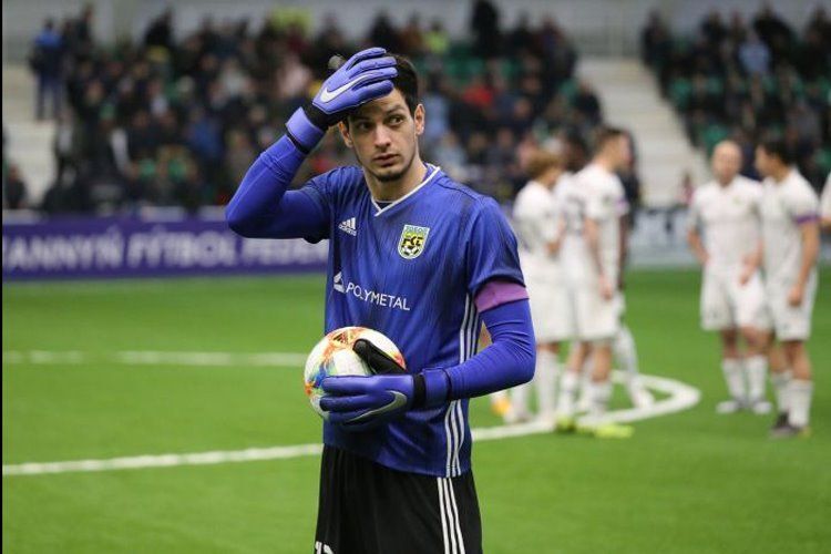 Emil Balayev "Tobol"dan ayrılıb?