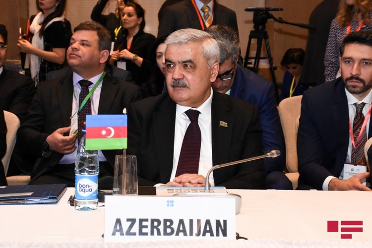 “Zəiflərin qrupundan çıxa bilmədik” - Rövnəq Abdullayev