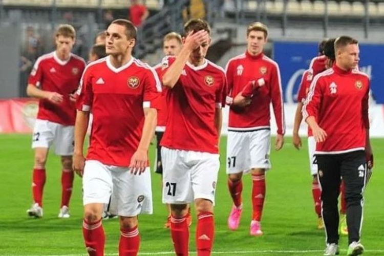 13 futbolçu koronavirusa yoluxdu - Ukrayna klubunda