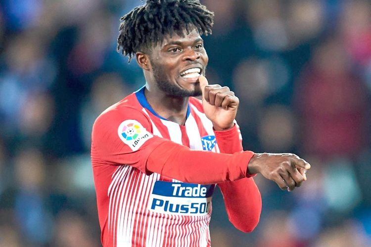 "Arsenal" 3 oyunçusunu satır - bir transfer üçün